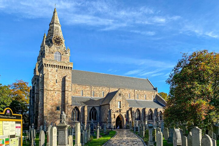 Aberdeen Private Half Day Tour: Dunnottar, Crathes Castles +more