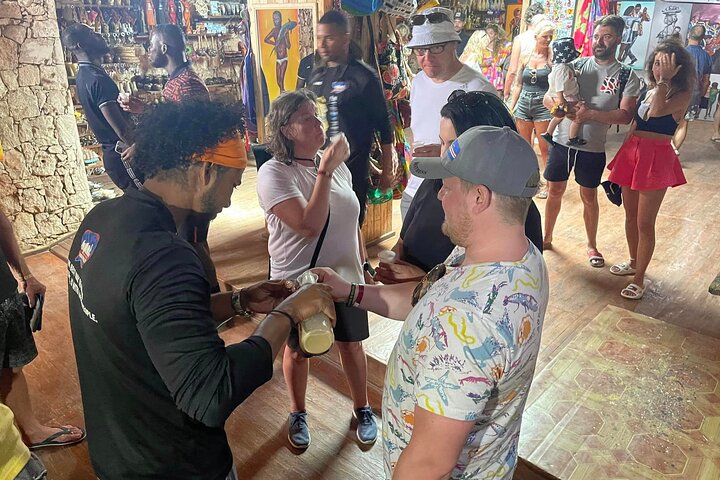 All inclusive full-Day Tour in Sal Island (Lunch and all fees included)