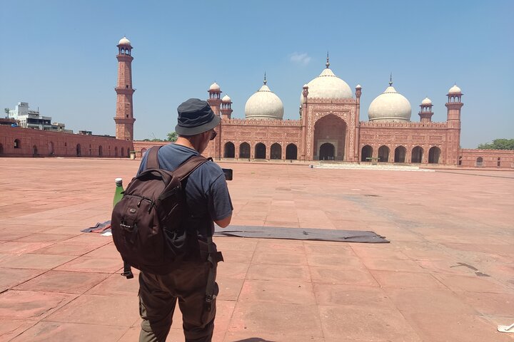 Lahore Full Day Sightseeing Tour