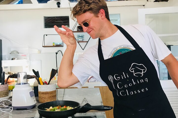 Learn to cook Indonesian food at Gili Cooking Classes Trawangan