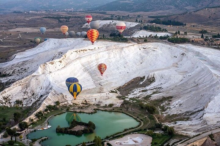 Pamukkale Hot Air Balloon w/Flight Certificates,Champagne Toast & Hotel Transfer