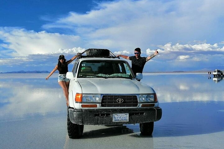 Uyuni Salt Flats Full Day Tour with Sunset