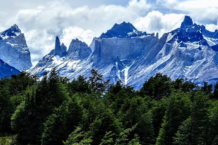 Private Torres del Paine & Milodon, departing from Punta Arenas
