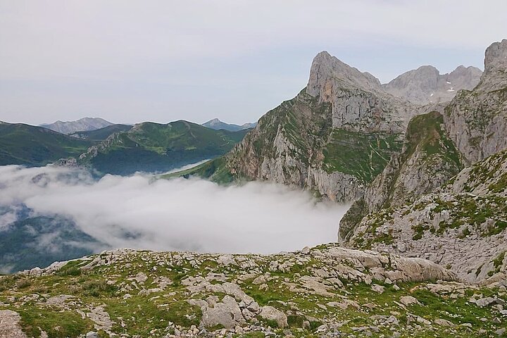 Picos de Europa and Potes Guided Tour from Santander-small groups