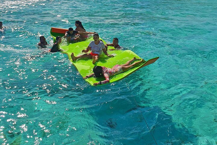 Private Pontoon Day by the Aquarium and San Andres Bay