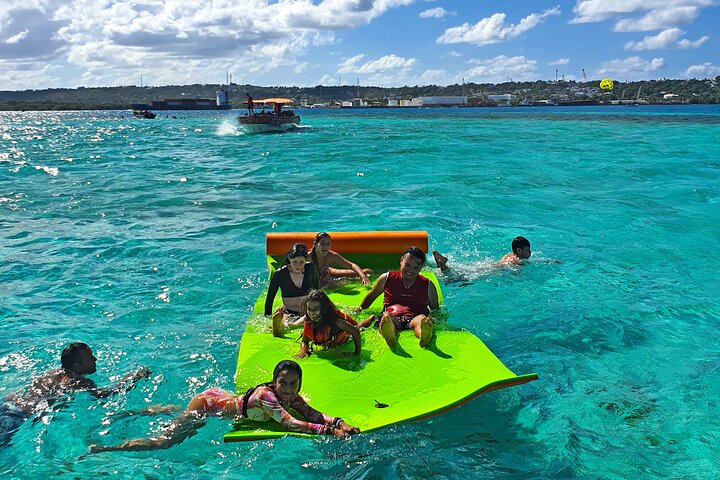 Private Pontoon Day by the Aquarium and San Andres Bay