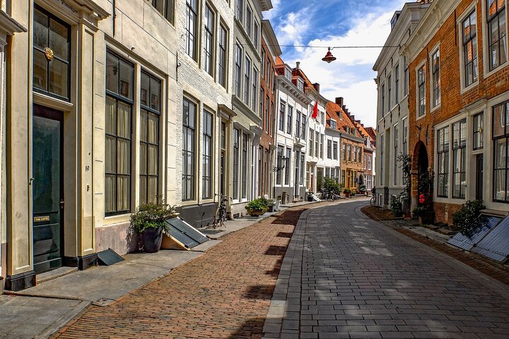 e-Scavenger hunt Middelburg: Explore the city at your own pace