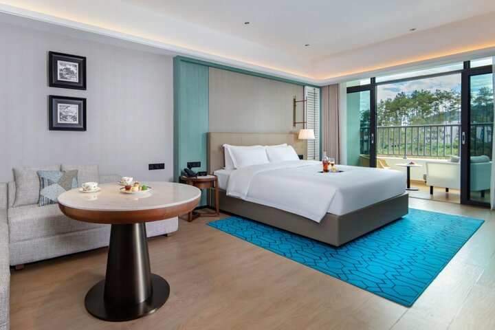 6 Days Western Hunan In-depth Tour-Nature&Culture Experience(5-star hotel)
