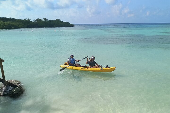 Private Aruba Kayak & Snorkeling Tour + Transortation