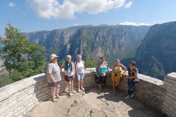 Guided all day tour in Central Zagori villages