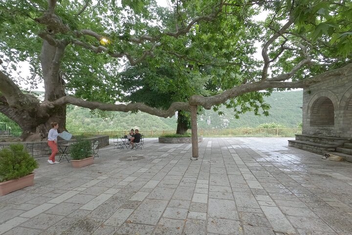 Guided all day tour in Central Zagori villages
