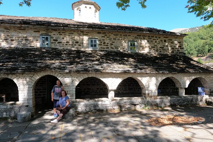 Guided all day tour in Zagori area