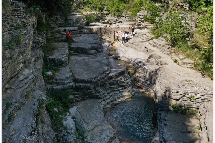 Guided all day tour in Zagori area