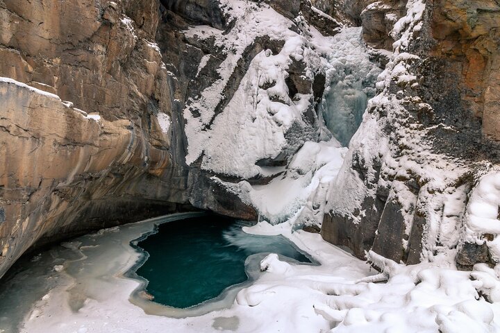 Lake Louise, Moraine Lake, Banff Tour from Calgary/Canmore/Banff