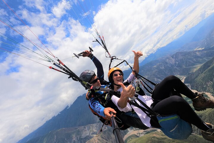 Paragliding in the grand canyon of chicamocha