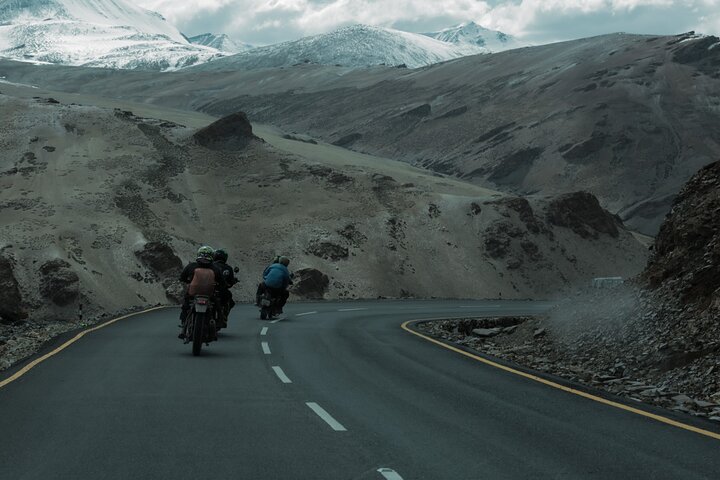 Leh Ladakh Motorcycle Tour - 7 Days Of Ultimate Thrill