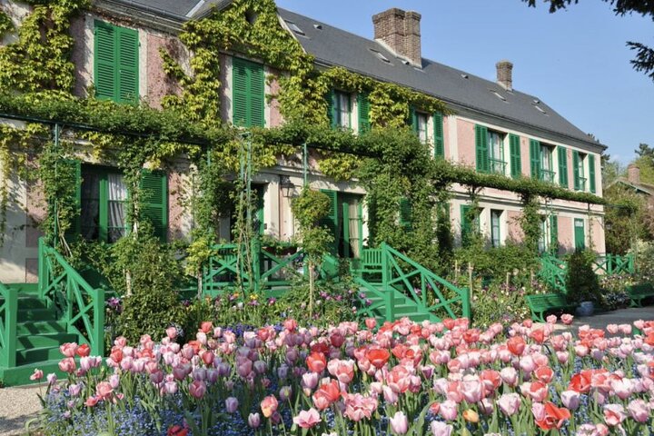 Giverny: Monet's House & Gardens Private Guided Walking Tour