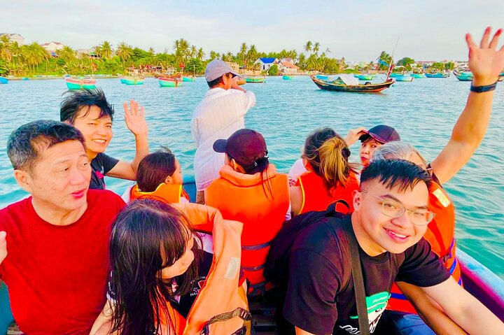 Mui Ne Food Tour | Enjoy the Real Local Taste & Stunning sunset