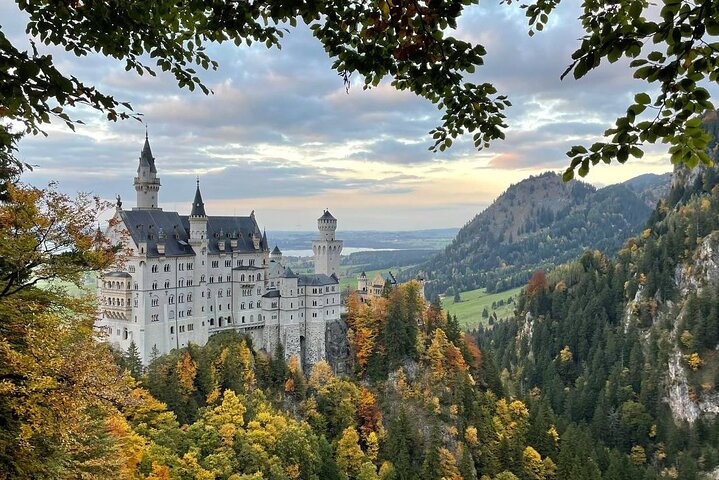 Private Full-Day Tour of Neuschwanstein Castle from Innsbruck