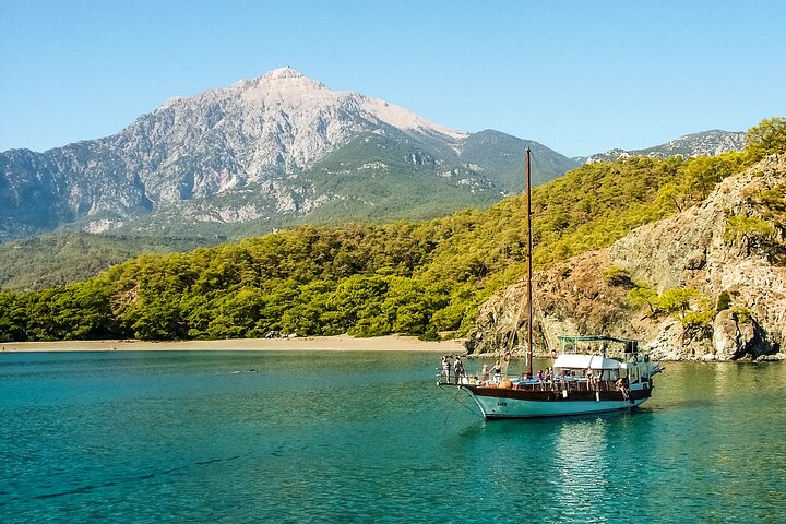 Relaxing Boat Trip w/Lunch and Drinks from Antalya