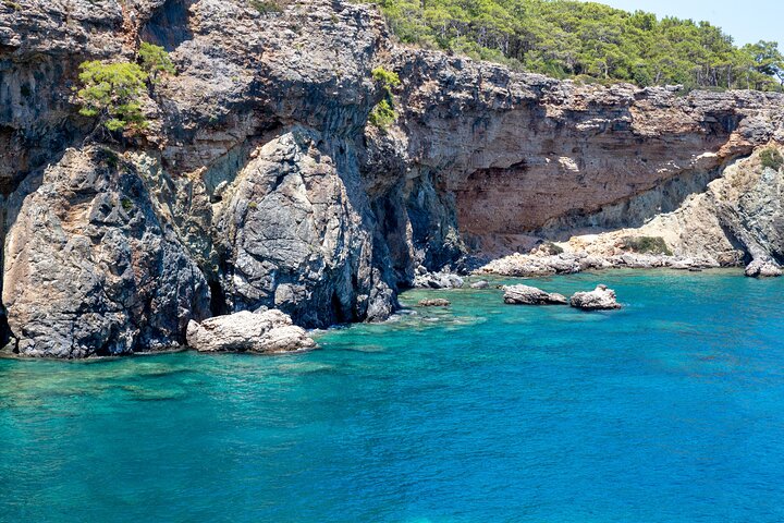 Relaxing Boat Trip w/Lunch and Drinks from Antalya