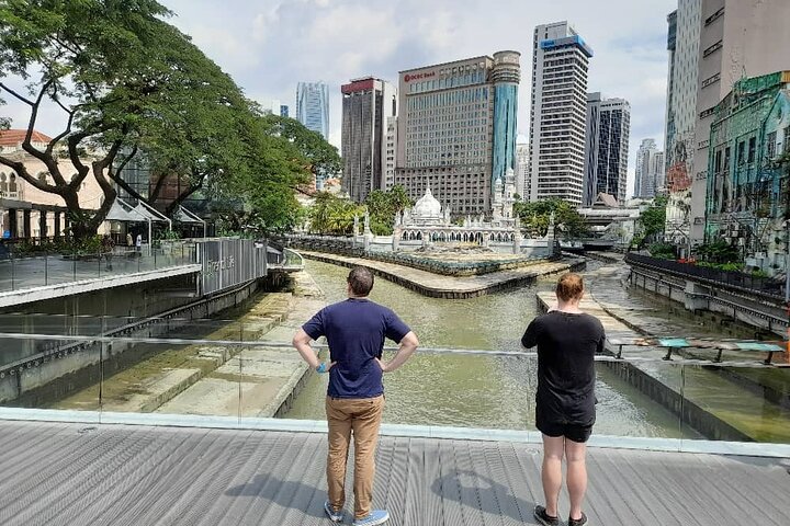 Kuala Lumpur International Airport Layover Tour