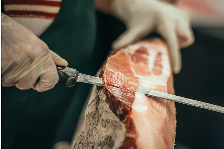 Parma Delights Tour: Parmigiano, Prosciutto & Balsamico