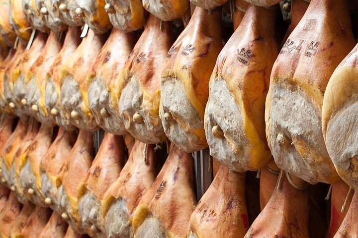 Parma Delights Tour: Parmigiano, Prosciutto & Balsamico