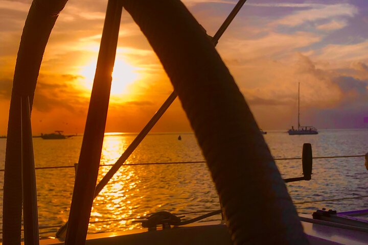 7-day cruise in a 12-meter sailboat
