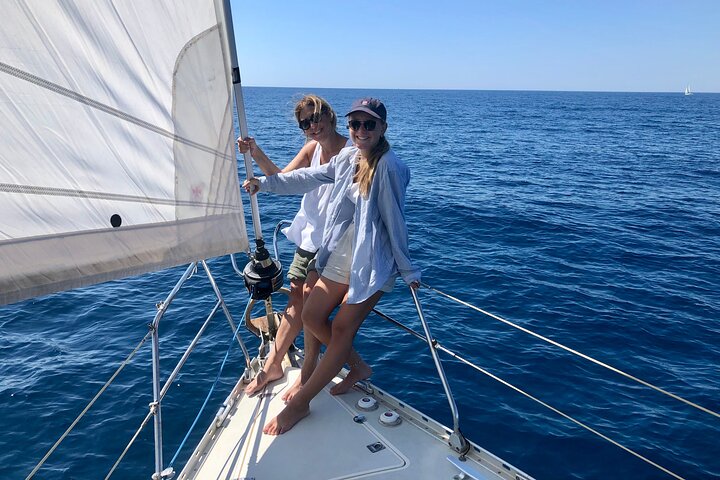7-day cruise in a 12-meter sailboat