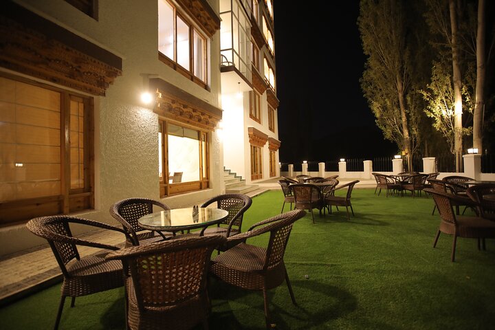 Private Ladakh 6 Days Tour (All Inclusive)