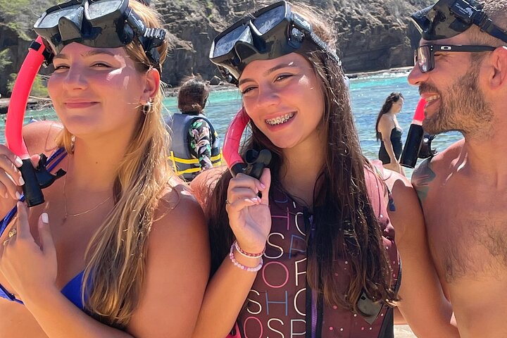 Hanauma Bay Snorkeling from Waikiki