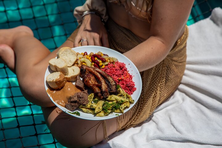 Klein Curacao Day Trip with Premium Open Bar and BBQ-Lunch