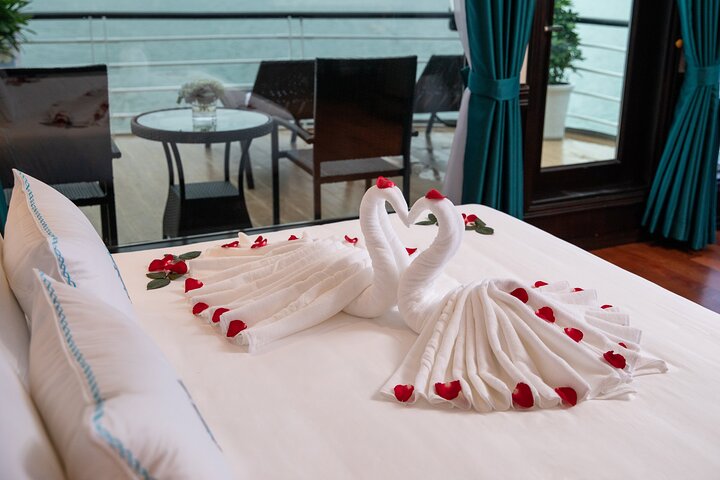 2-Day Luxury Halong & Lan Ha Bay Aspira Cruise from Hanoi