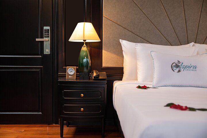 2-Day Luxury Halong & Lan Ha Bay Aspira Cruise from Hanoi