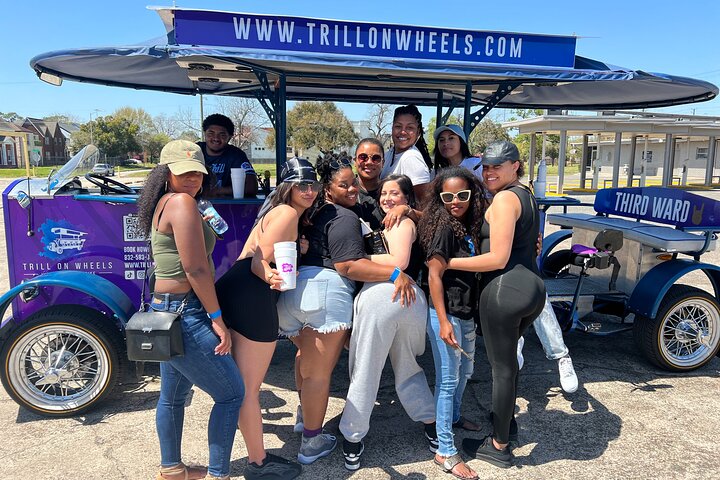 Explore Houston’s Hip Hop Culture on a 100% Motorized Party Bike