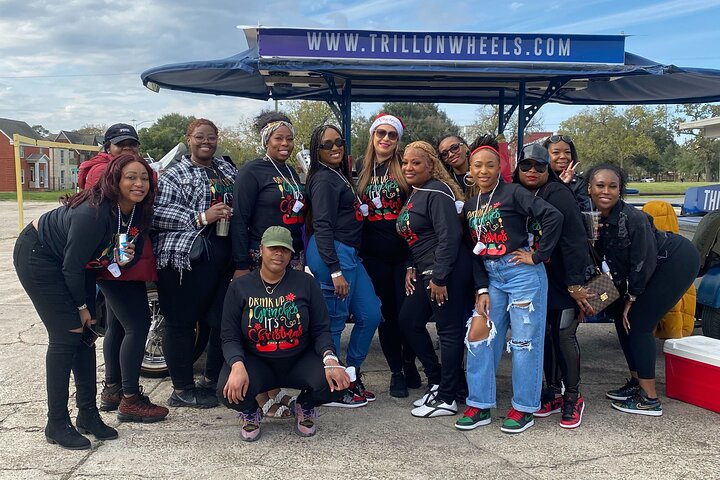 Explore Houston’s Hip Hop Culture on a 100% Motorized Party Bike