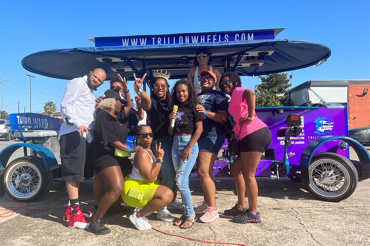 Explore Houston’s Hip Hop Culture on a 100% Motorized Party Bike