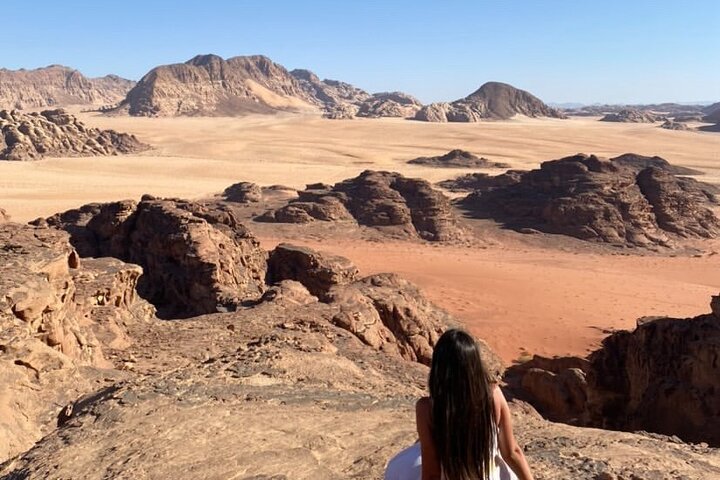 Full day Jeep Tour in Wadi Rum desert