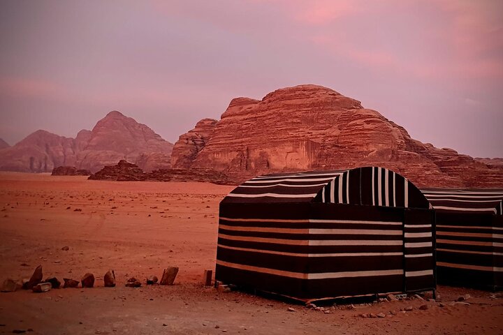 Full day Jeep Tour in Wadi Rum desert