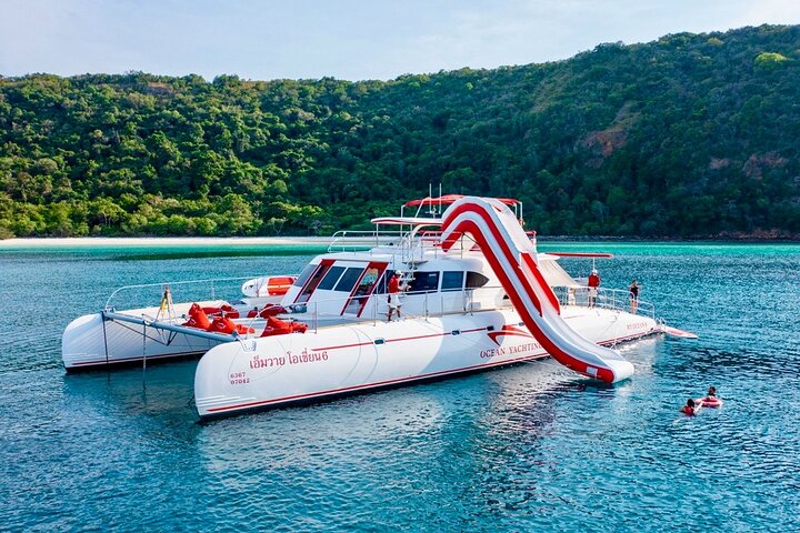 Pattaya Full-Day SUNSET Yacht exclusive Island(Buffet,Snorkeling)