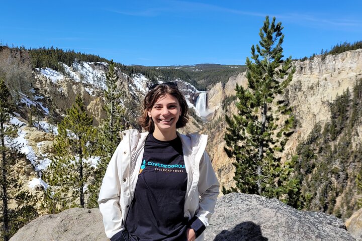 Full-Day Guided Yellowstone Day Tour