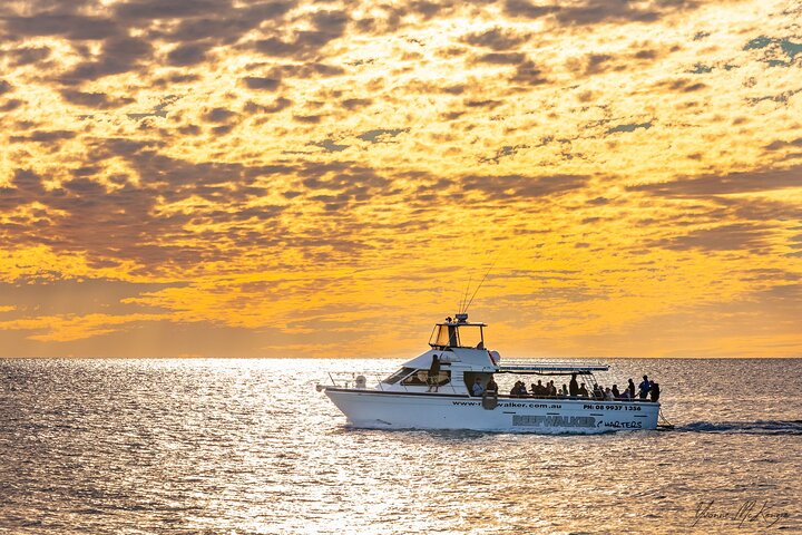 Kalbarri Sunset Cruise along the Coastal Cliffs
