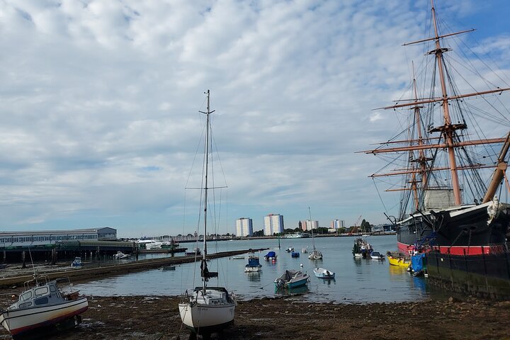 Portsmouth Naval History Private Guided Walking Tour