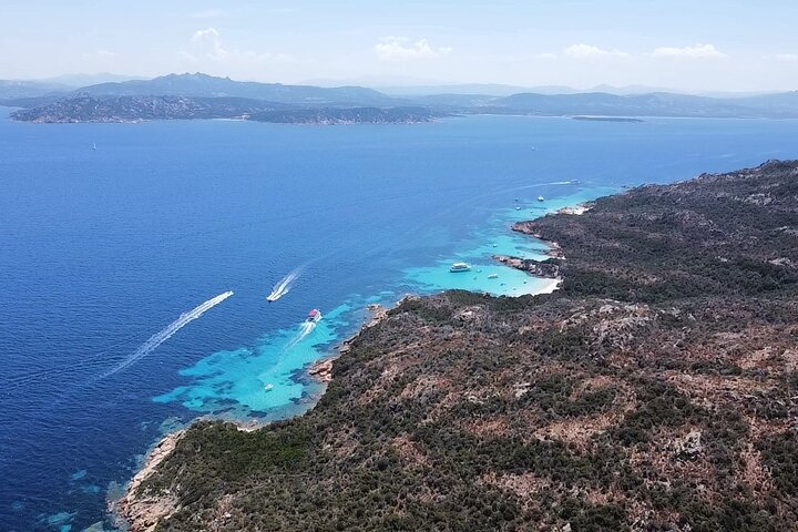 All inclusive private tour in the Archipelago of La Maddalena