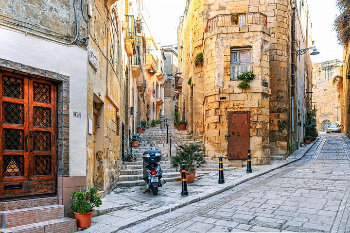 The Three Fortified Cities of Malta Half Day Tour Incl. Boat Trip and Transfers