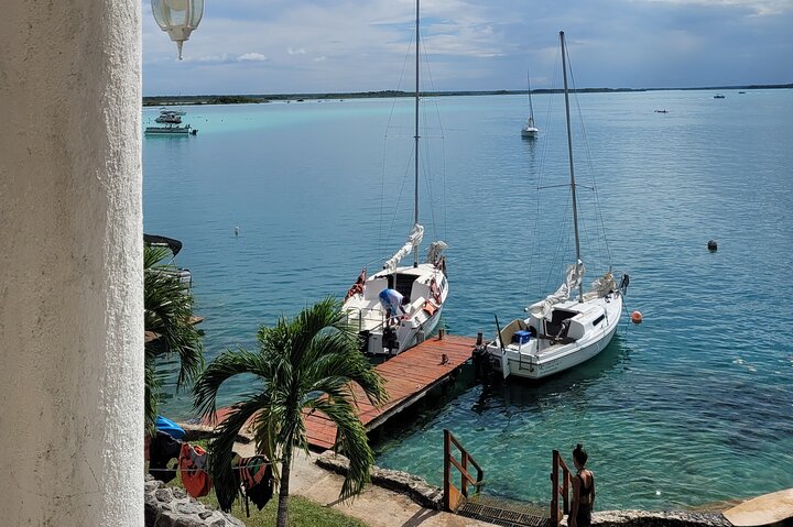 Private sailing tour of Bacalar Lagoon
