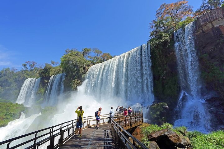 Best Private Tour Iguassu Falls Brazil, Argentina in 1 day