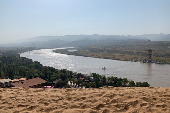 Private Day Tour to Shapotou Desert from Yinchuan