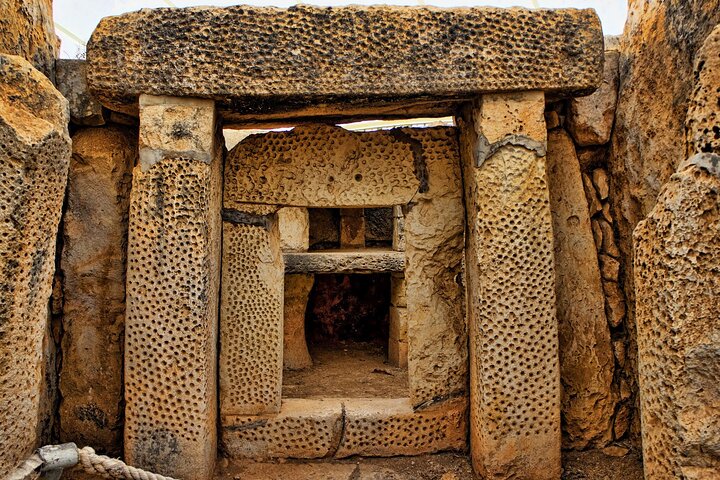 Prehistoric Temples and Highlights of the South Full-Day Tour